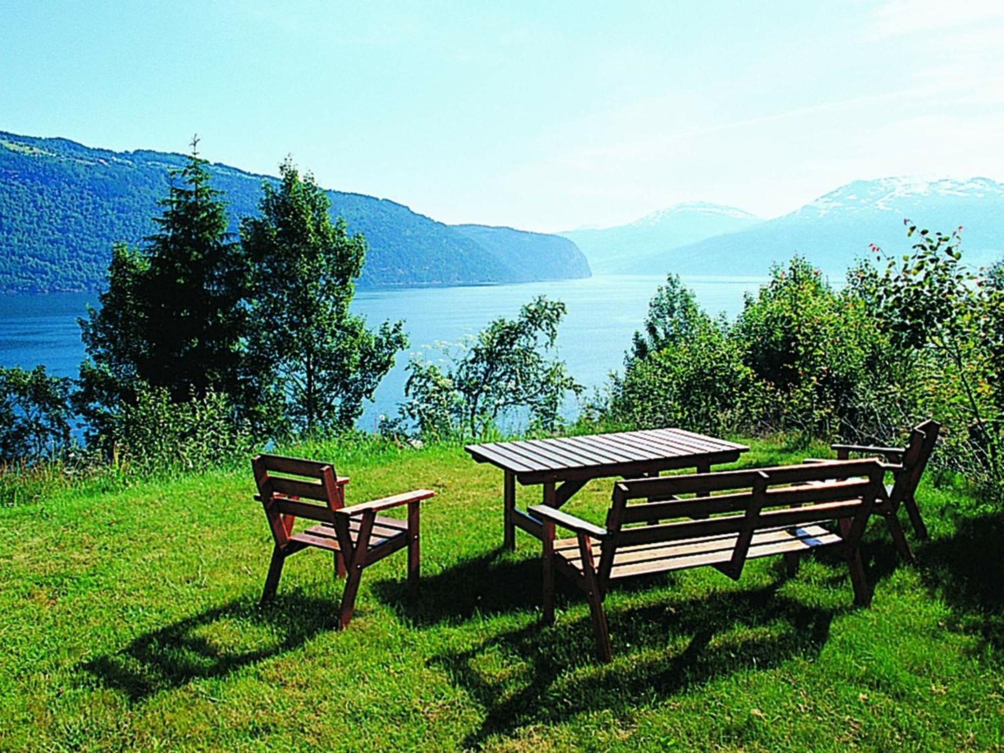 Three-Bedroom Holiday Home In Utvik 1 Reed Habitación foto
